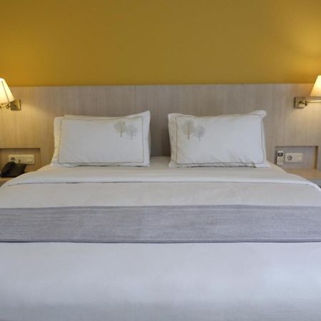 Rio City Hotel Palembang Extérieur photo