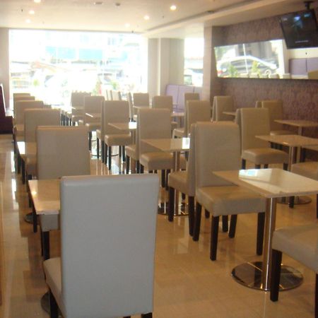 Rio City Hotel Palembang Extérieur photo